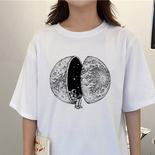Moon printing T-shirt