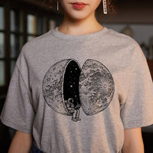 Load image into Gallery viewer, Moon printing T-shirt